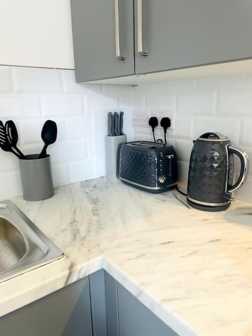 #10Bs 1 Bed Serviced Apartment Дербі Екстер'єр фото