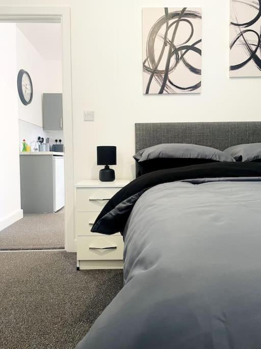 #10Bs 1 Bed Serviced Apartment Дербі Екстер'єр фото