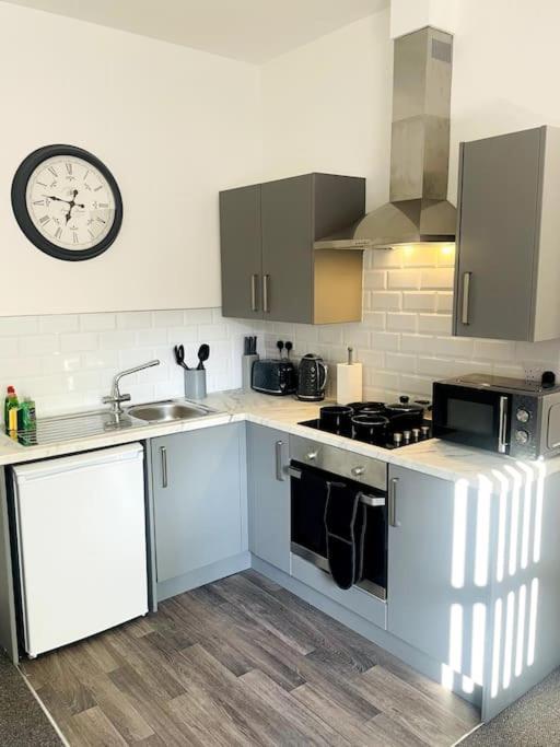 #10Bs 1 Bed Serviced Apartment Дербі Екстер'єр фото